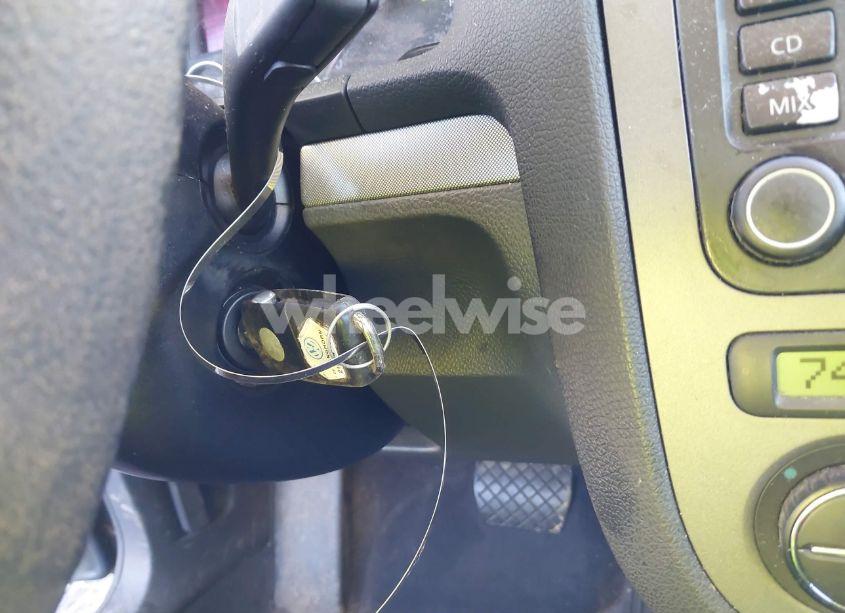 Photo 11 of 2005 Volkswagen Jetta 2.5 (VIN 3VWRF71K25M625709)