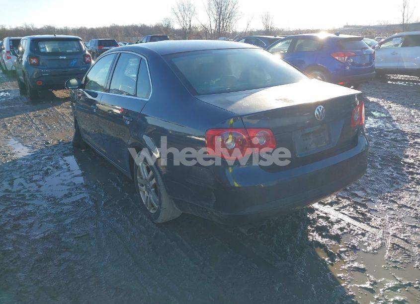 Photo 3 of 2005 Volkswagen Jetta 2.5 (VIN 3VWRF71K25M625709)