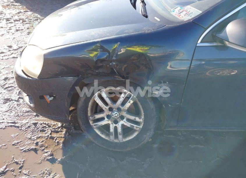 Photo 6 of 2005 Volkswagen Jetta 2.5 (VIN 3VWRF71K25M625709)