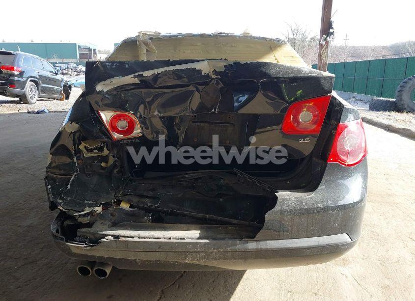 Photo 16 of 2006 Volkswagen Jetta 2.5 (VIN 3VWRF71K26M748900)