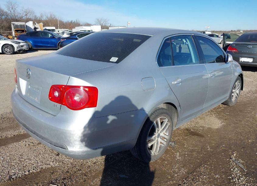 Photo 4 of 2006 Volkswagen Jetta SEDAN 2.5L (VIN 3VWRF71K26M802454)