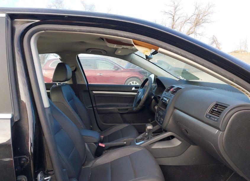 Photo 5 of 2007 Volkswagen Jetta 2.5 (VIN 3VWRF71K67M024368)