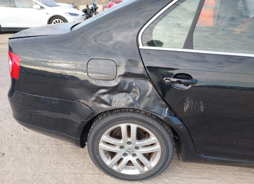 Photo 6 of 2007 Volkswagen Jetta 2.5 (VIN 3VWRF71K67M024368)