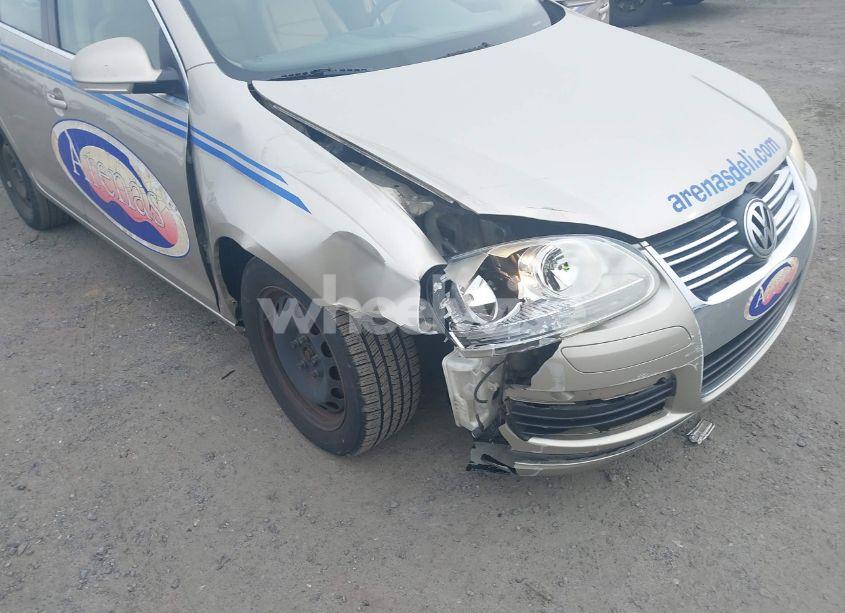 Photo 6 of 2005 Volkswagen Jetta 2.5 (VIN 3VWRF71K95M612973)