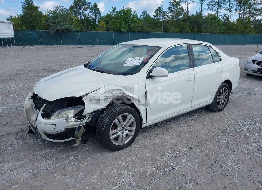 Photo 2 of 2006 Volkswagen Jetta 2.5 (VIN 3VWRF81K46M786571)