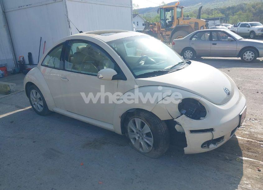 2009 Volkswagen New BEETLE 2.5L (VIN 3VWRG31C79M511838) main photo