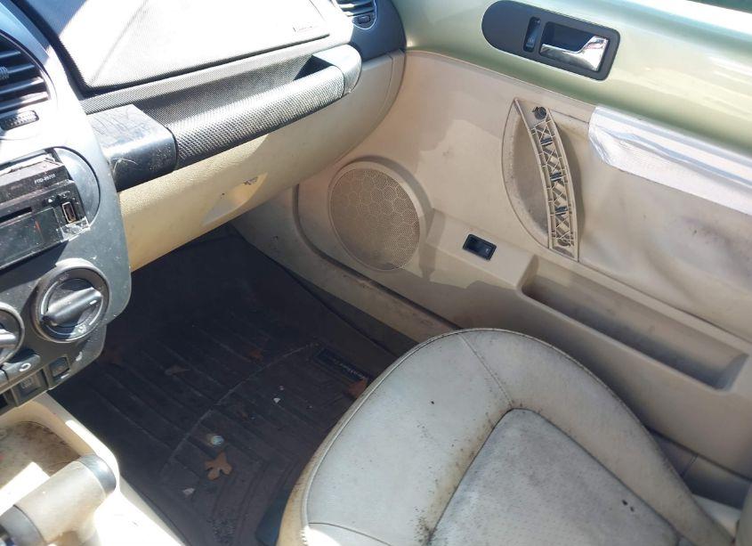 Photo 5 of 2008 Volkswagen New BEETLE SE (VIN 3VWRG31Y38M417093)