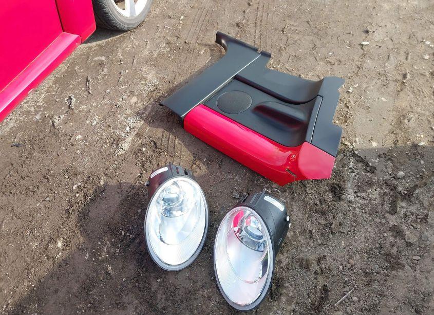 Photo 12 of 2010 Volkswagen New BEETLE 2.5L (VIN 3VWRG3AG1AM013769)