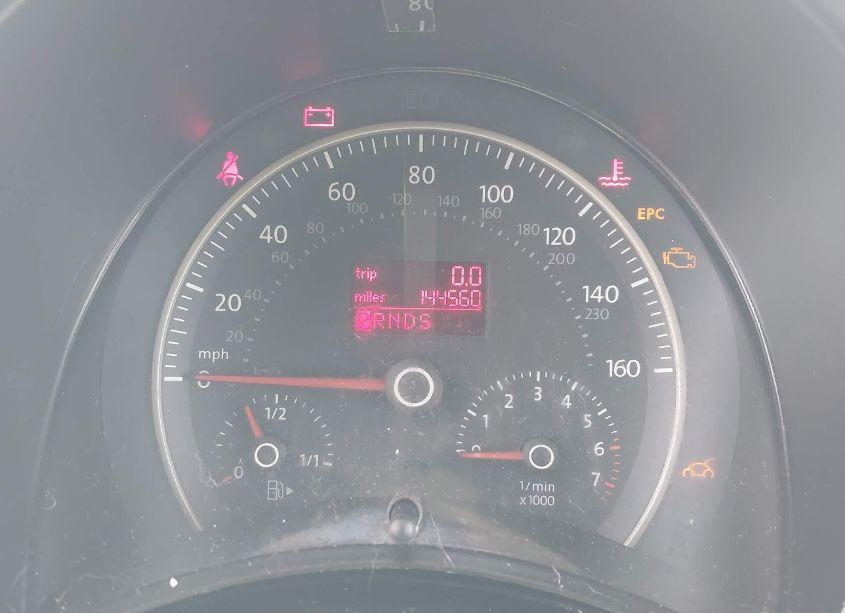 Photo 7 of 2010 Volkswagen New BEETLE 2.5L (VIN 3VWRG3AG1AM013769)