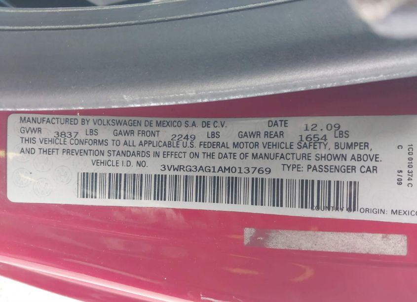 Photo 9 of 2010 Volkswagen New BEETLE 2.5L (VIN 3VWRG3AG1AM013769)