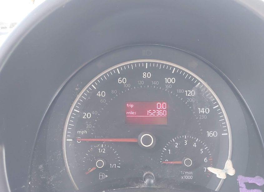 Photo 7 of 2010 Volkswagen New BEETLE 2.5L (VIN 3VWRG3AG4AM013488)