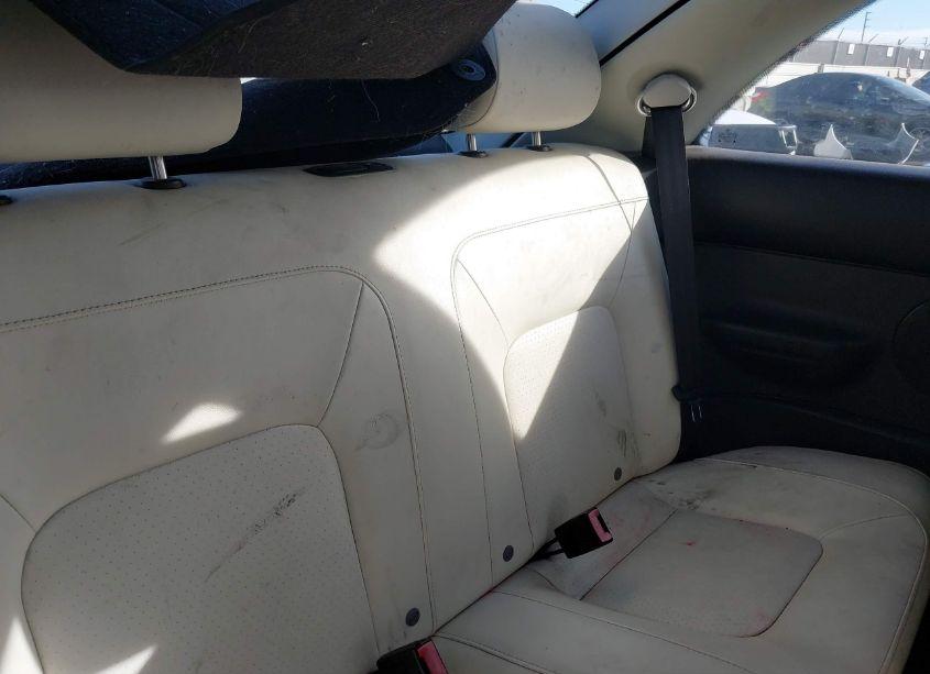 Photo 8 of 2010 Volkswagen New BEETLE 2.5L (VIN 3VWRG3AG4AM013488)