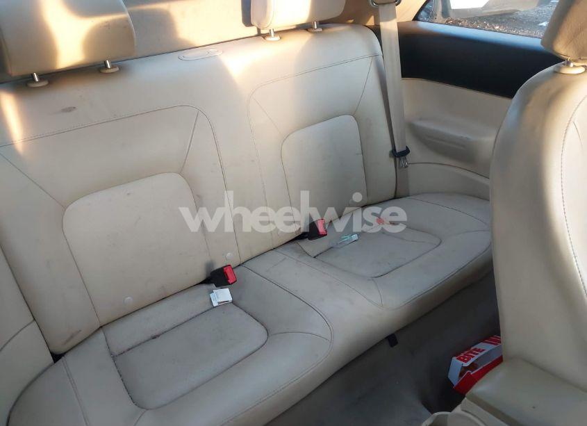 Photo 8 of 2010 Volkswagen New BEETLE 2.5L (VIN 3VWRG3AG9AM013681)