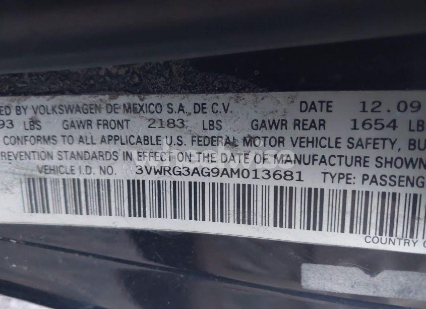 Photo 9 of 2010 Volkswagen New BEETLE 2.5L (VIN 3VWRG3AG9AM013681)