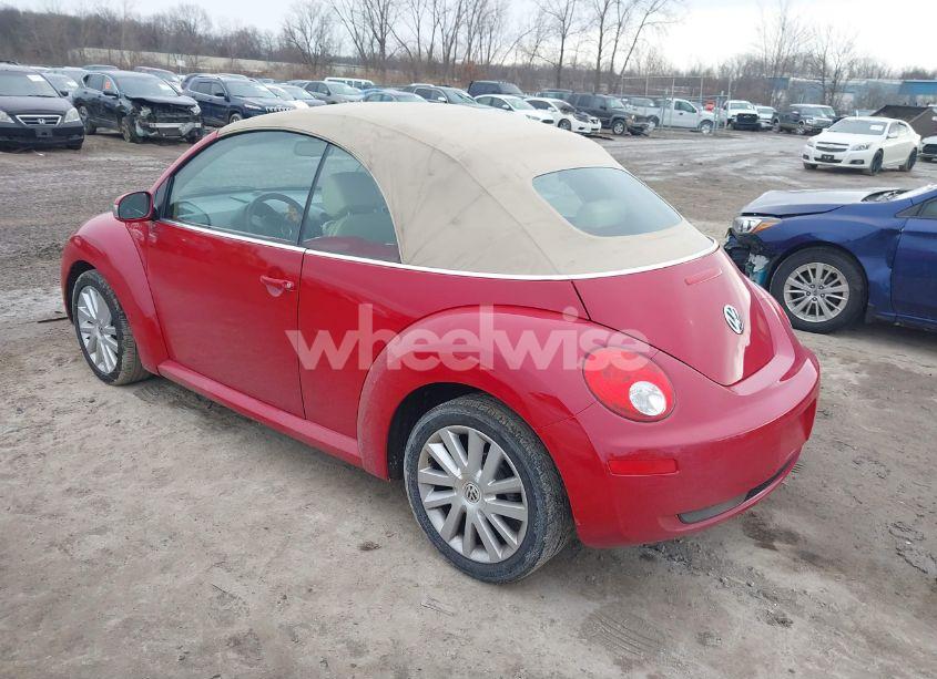 Photo 3 of 2010 Volkswagen New BEETLE 2.5L (VIN 3VWRG3AL0AM005885)