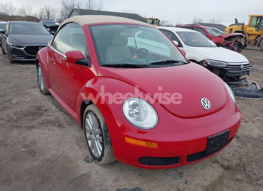 Photo 6 of 2010 Volkswagen New BEETLE 2.5L (VIN 3VWRG3AL0AM005885)