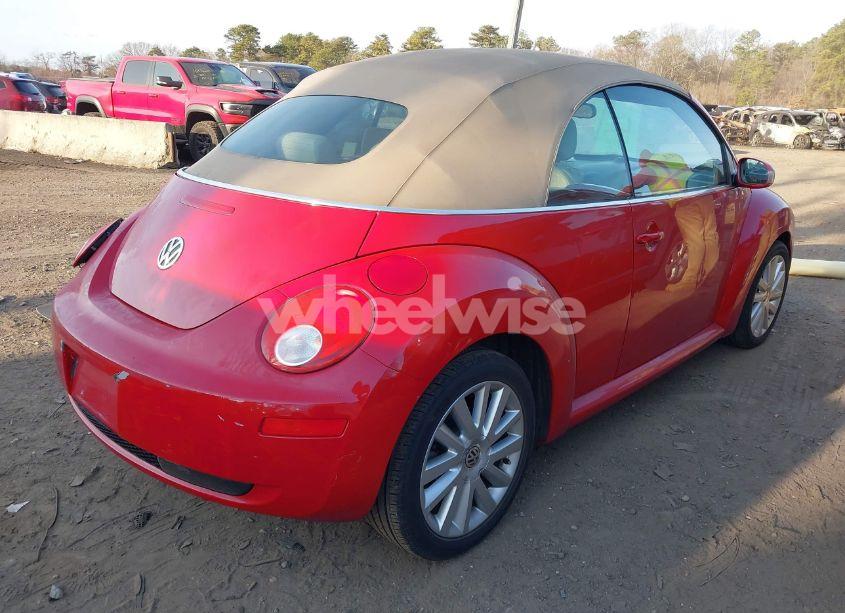 Photo 4 of 2010 Volkswagen New BEETLE 2.5L (VIN 3VWRG3AL9AM004475)