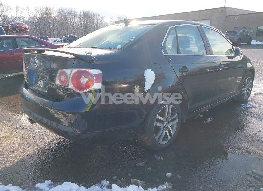 Photo 4 of 2006 Volkswagen Jetta 2.5 (VIN 3VWRG71K06M839189)