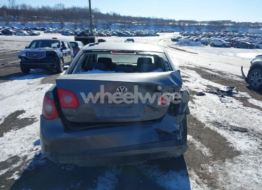 Photo 16 of 2006 Volkswagen Jetta 2.5 (VIN 3VWRG71K26M729180)