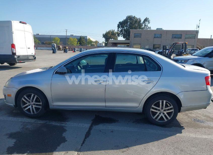 Photo 14 of 2006 Volkswagen Jetta 2.5 (VIN 3VWRG71K46M711389)