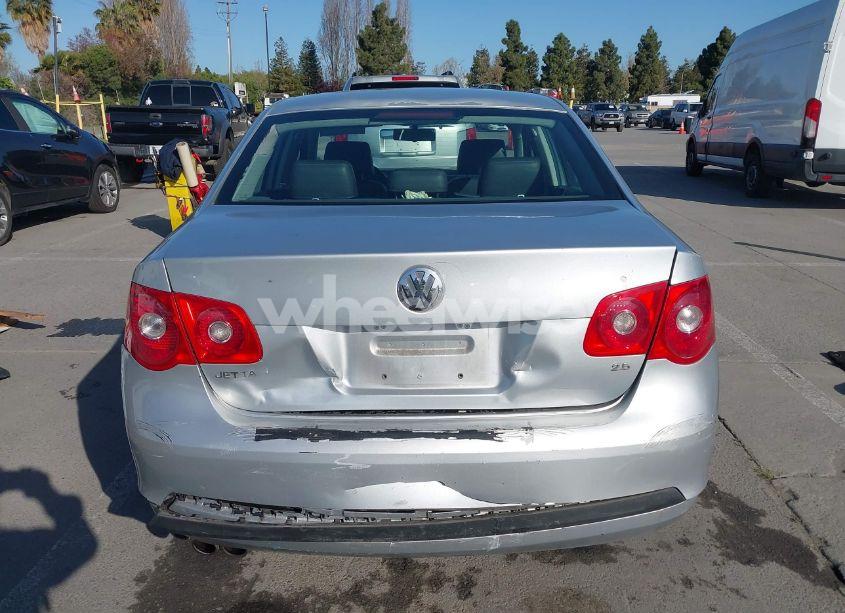 Photo 16 of 2006 Volkswagen Jetta 2.5 (VIN 3VWRG71K46M711389)