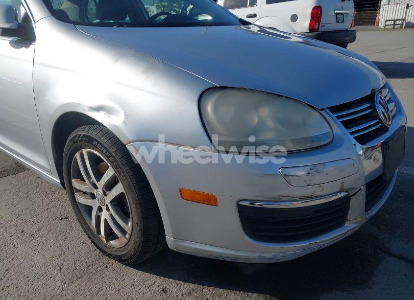 Photo 18 of 2006 Volkswagen Jetta 2.5 (VIN 3VWRG71K46M711389)