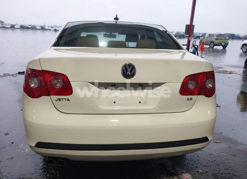 Photo 16 of 2007 Volkswagen Jetta 2.5 (VIN 3VWRG71K77M118482)