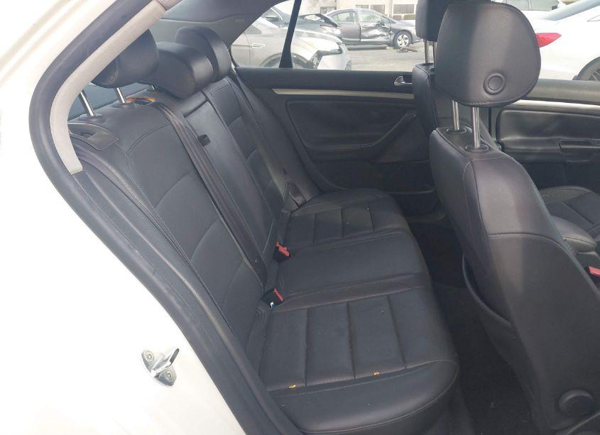 Photo 8 of 2006 Volkswagen Jetta 2.5 (VIN 3VWRG71KX6M651795)