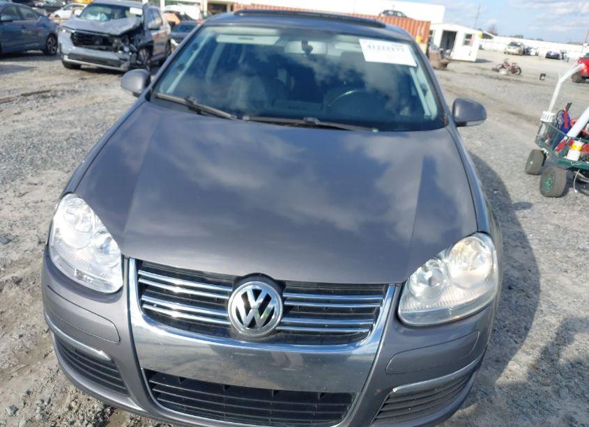 Photo 6 of 2009 Volkswagen Jetta WOLFSBURG EDITION (VIN 3VWRJ71K19M044447)