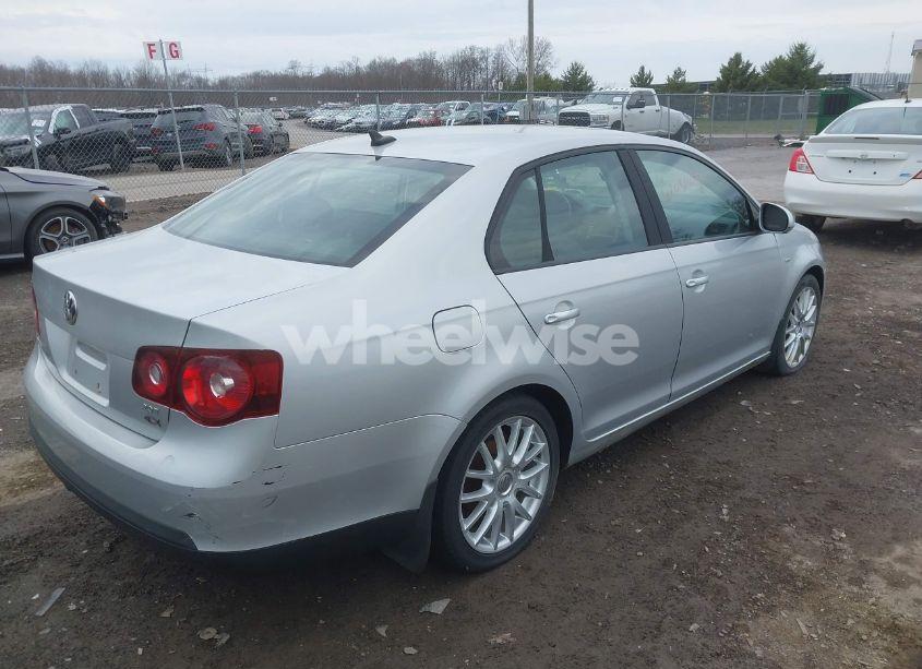 Photo 4 of 2008 Volkswagen Jetta WOLFSBURG EDITION (VIN 3VWRJ71K48M172258)