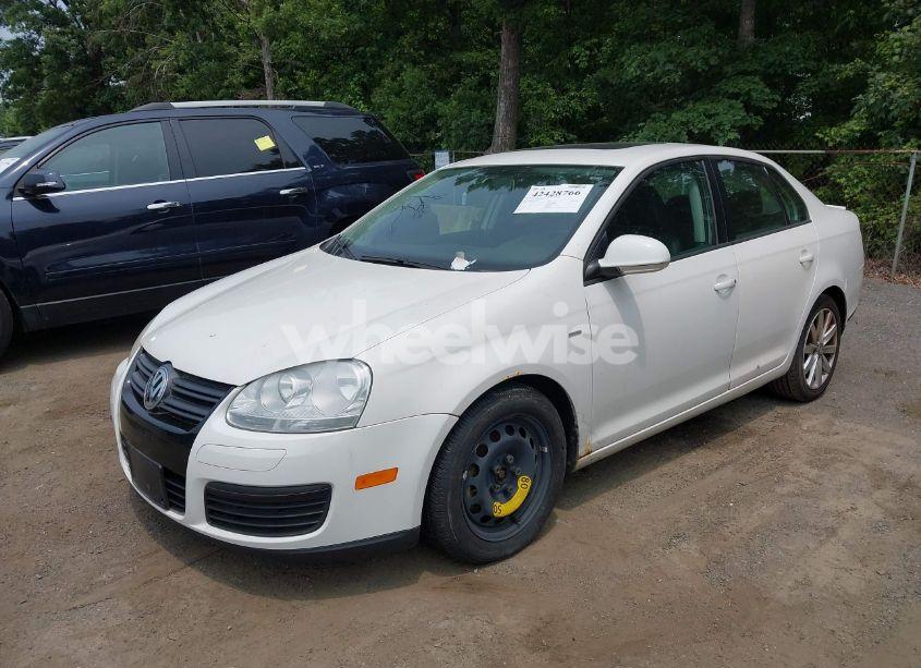 Photo 2 of 2010 Volkswagen Jetta WOLFSBURG EDITION (VIN 3VWRJ7AJ5AM015058)