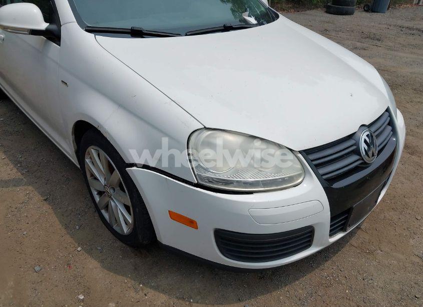 Photo 6 of 2010 Volkswagen Jetta WOLFSBURG EDITION (VIN 3VWRJ7AJ5AM015058)