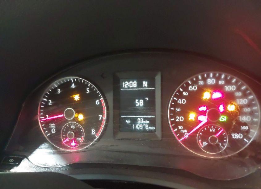 Photo 7 of 2010 Volkswagen Jetta WOLFSBURG EDITION (VIN 3VWRJ7AJ6AM018647)