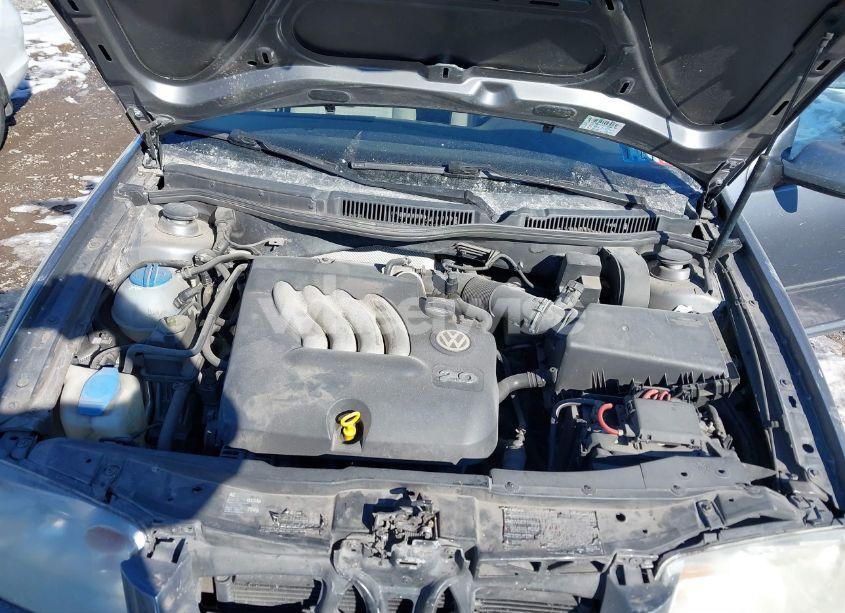 Photo 10 of 2004 Volkswagen Jetta GL (VIN 3VWRK69M64M140841)