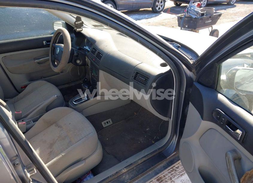 Photo 5 of 2004 Volkswagen Jetta GL (VIN 3VWRK69M64M140841)