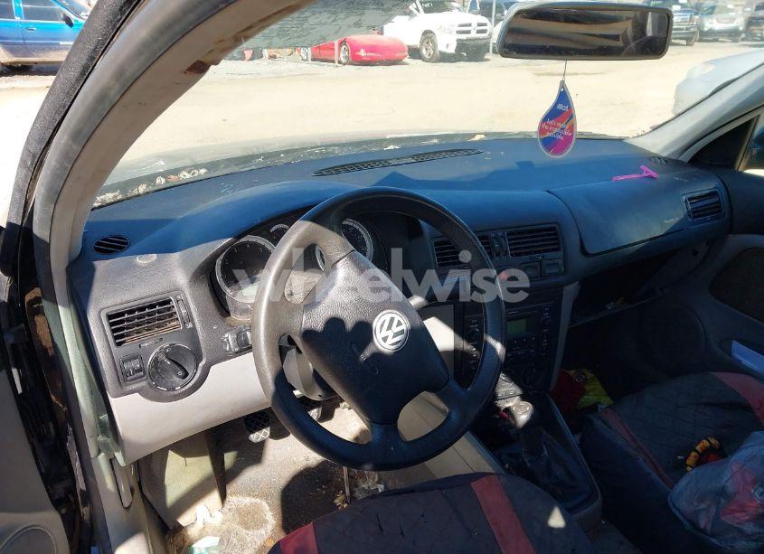 Photo 12 of 2004 Volkswagen Jetta GL (VIN 3VWRK69MX4M112945)