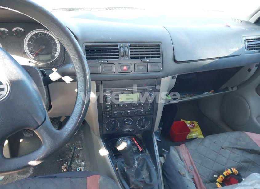 Photo 15 of 2004 Volkswagen Jetta GL (VIN 3VWRK69MX4M112945)