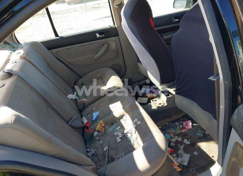 Photo 8 of 2004 Volkswagen Jetta GL (VIN 3VWRK69MX4M112945)