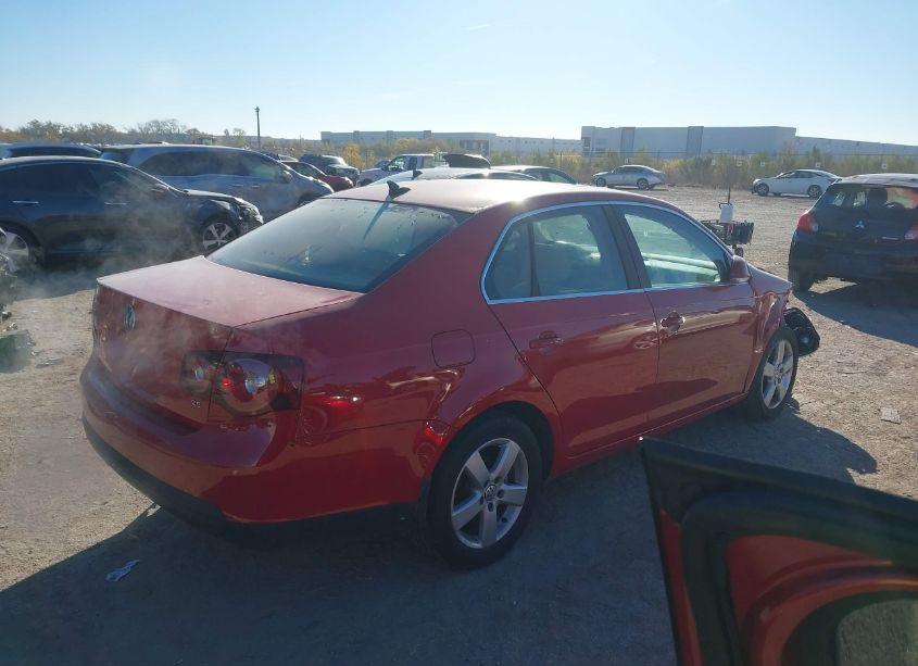Photo 4 of 2008 Volkswagen Jetta SE/SEL (VIN 3VWRM71K08M090650)