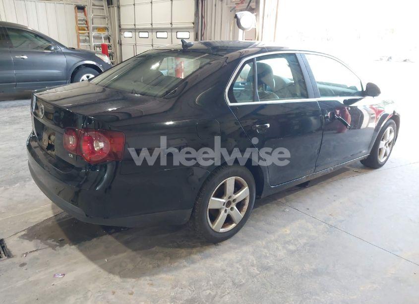 Photo 4 of 2008 Volkswagen Jetta SE/SEL (VIN 3VWRM71K08M115501)