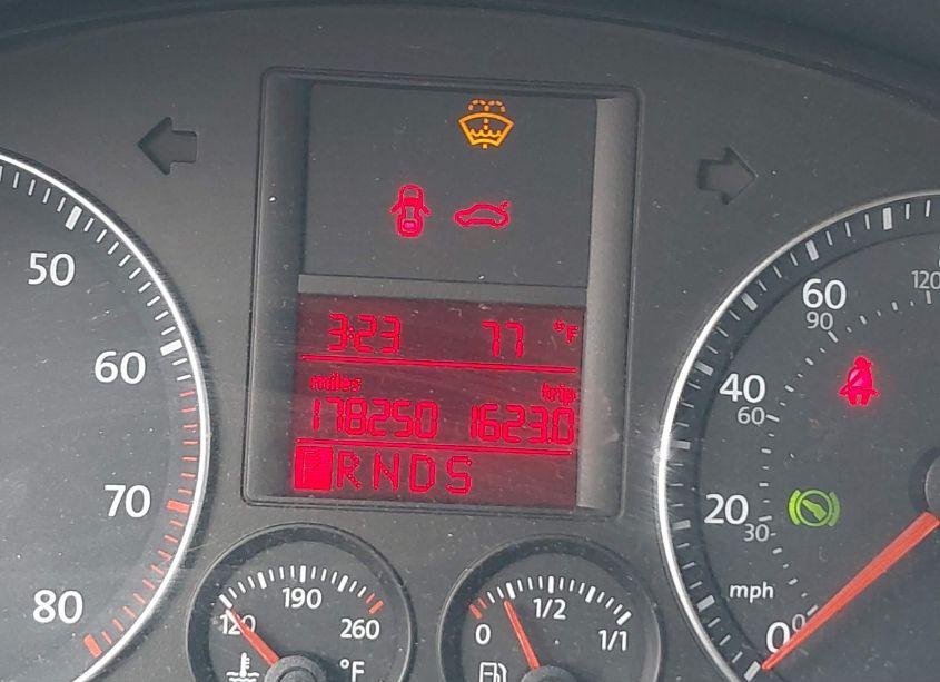 Photo 15 of 2009 Volkswagen Jetta SE/SEL (VIN 3VWRM71K09M041613)