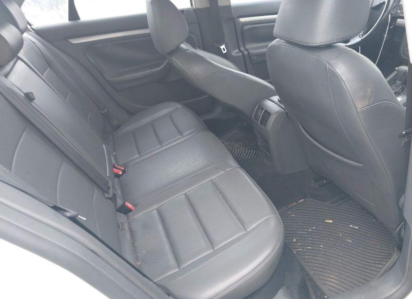 Photo 8 of 2009 Volkswagen Jetta SE/SEL (VIN 3VWRM71K09M041613)