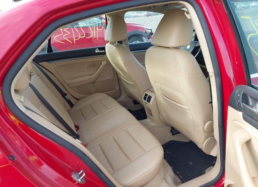 Photo 8 of 2009 Volkswagen Jetta SE (VIN 3VWRM71K09M170953)