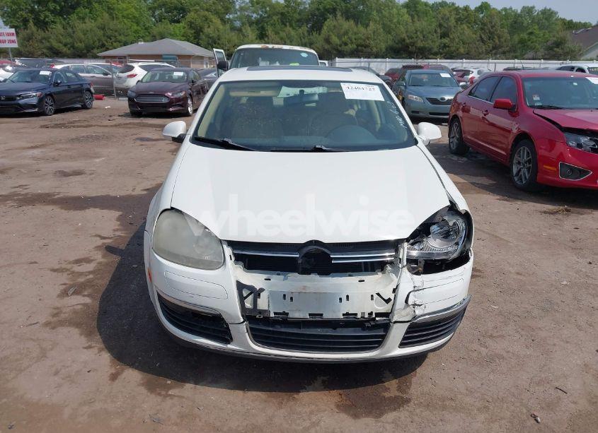 Photo 12 of 2008 Volkswagen Jetta SE/SEL (VIN 3VWRM71K18M022308)