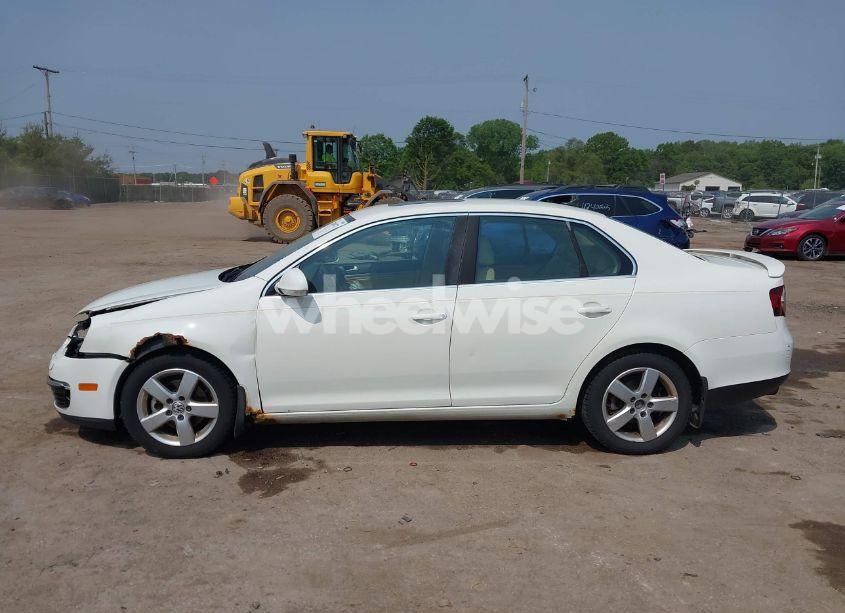 Photo 14 of 2008 Volkswagen Jetta SE/SEL (VIN 3VWRM71K18M022308)