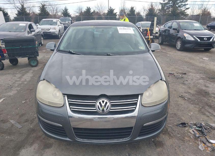 Photo 12 of 2009 Volkswagen Jetta SE (VIN 3VWRM71K29M142250)