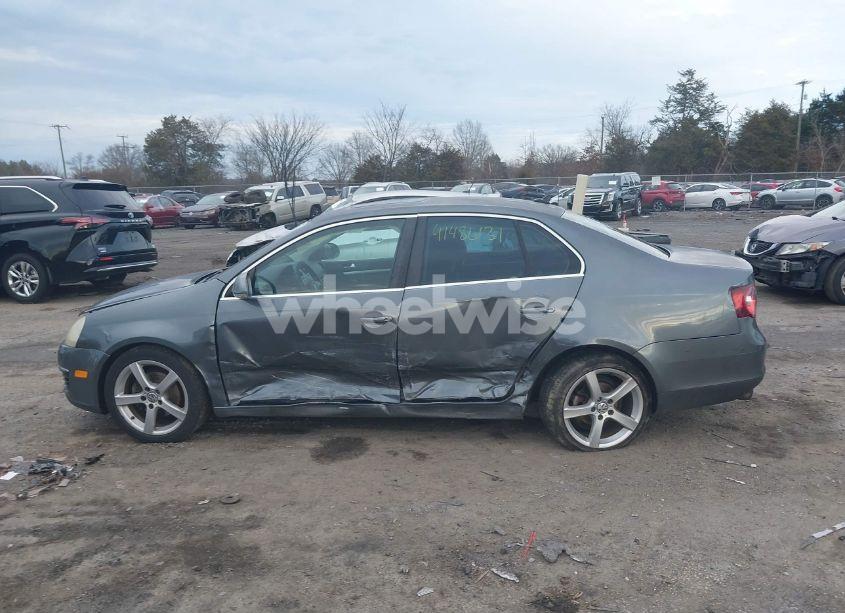 Photo 14 of 2009 Volkswagen Jetta SE (VIN 3VWRM71K29M142250)