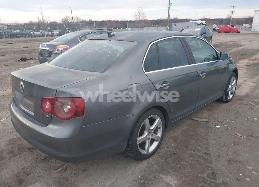 Photo 4 of 2009 Volkswagen Jetta SE (VIN 3VWRM71K29M142250)
