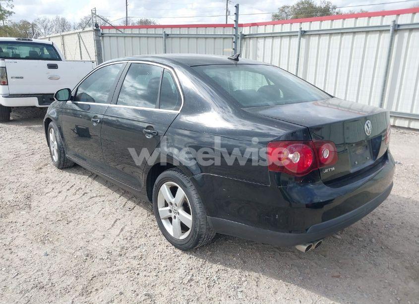 Photo 3 of 2008 Volkswagen Jetta SE (VIN 3VWRM71K48M158464)