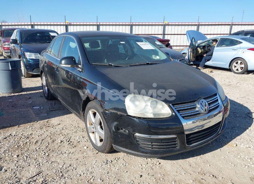 2008 Volkswagen Jetta SE/SEL (VIN 3VWRM71K58M144184) main photo